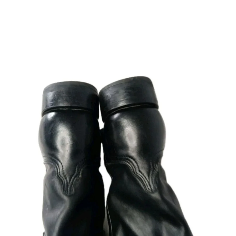 N/A rujo black
